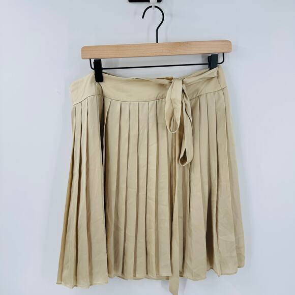 Anne Klein Pleated Wrap Skirt Women’s Size 8 Beige Midi Tie Waist Classic Career - Picture 6 of 6